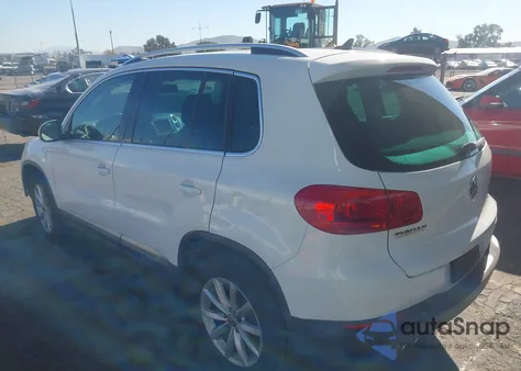 2017 Volkswagen Tiguan 2.0T Wolfsburg Edition from USA, damaged, VIN WVGRV7AX5HW507512